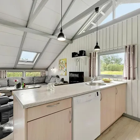 Casa de Férias In With Kitchen Hemmet